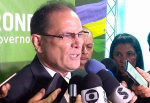 Daniel assume o Governo e diz que manterá quase 100% da equipe Daniel assume o Governo e diz que manterá quase 100% da equipe