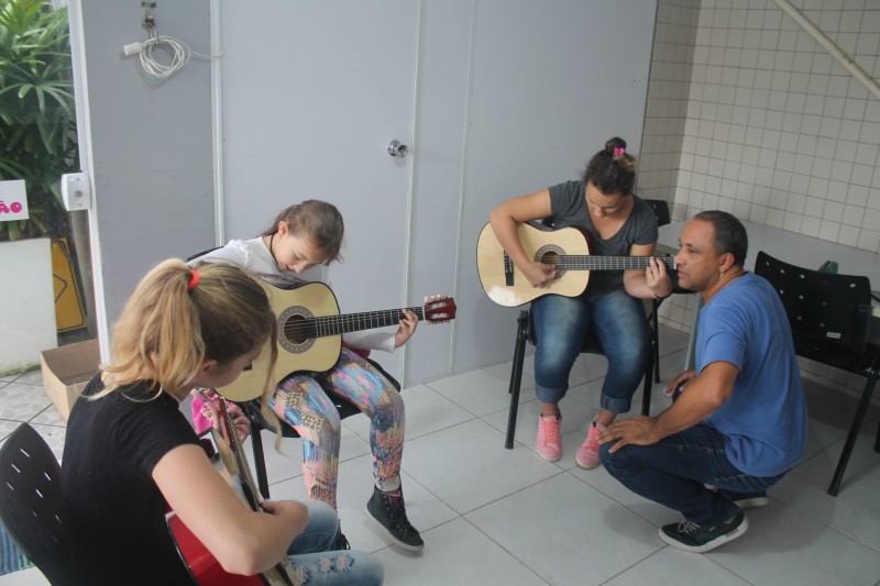 CRAS irá ofertar aulas gratuitas de violão