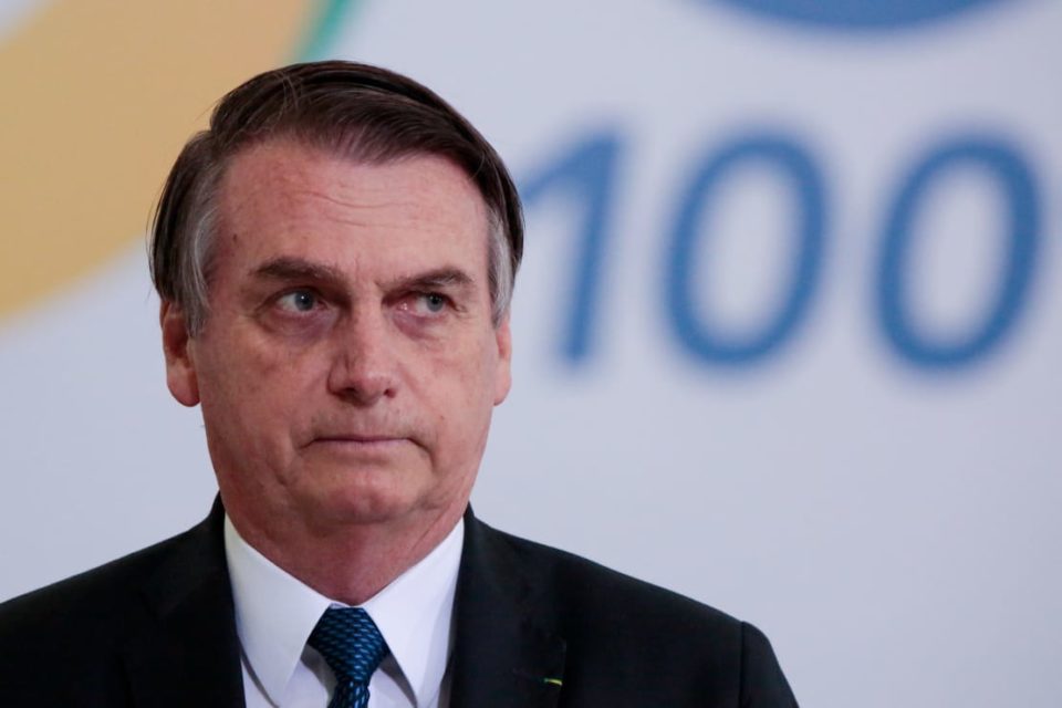 Bolsonaro sanciona Lei de Abuso de Autoridade com 19 vetos.