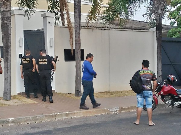 Policia Federal deflagra operação contra fraudes em licitações de obras da prefeitura Policia Federal deflagra operação contra fraudes em licitações de obras da prefeitura