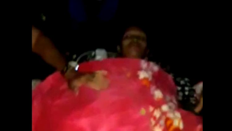 Policiais Militares realizam parto dentro de voadeira no meio do Rio Madeira Policiais Militares realizam parto dentro de voadeira no meio do Rio Madeira