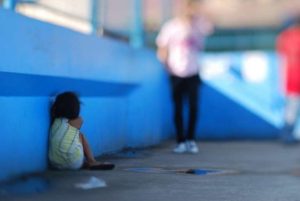 Menina de 10 anos grava seu próprio estupro cometido por Padre dentro de Paróquia Menina de 10 anos grava seu próprio estupro cometido por Padre dentro de Paróquia