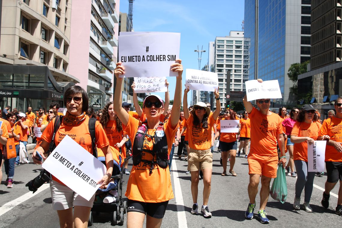 Marcha Pelo Fim Da Violência Contra As Mulheres Toma Avenida Paulista