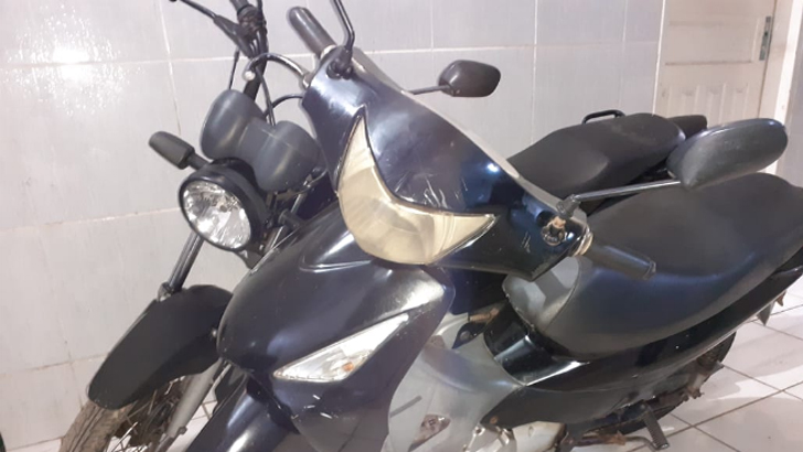Preso com motos roubadas Preso com motos roubadas