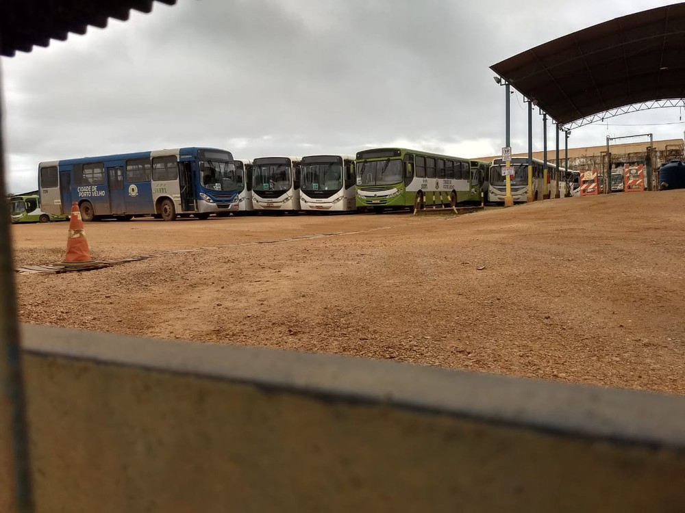 Trabalhadores do transporte coletivo entram em greve em Porto Velho