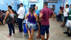 Cidadãos são dispensados sem atendimento médico na UPA da zona Leste Cidadãos são dispensados sem atendimento médico na UPA da zona Leste