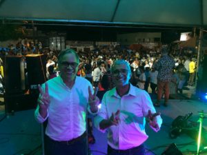 Deputado Geraldo da Rondônia prestigia réveillon da Praça da Vitória, em Ariquemes Deputado Geraldo da Rondônia prestigia réveillon da Praça da Vitória, em Ariquemes