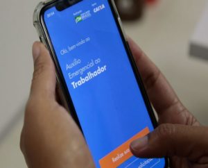 Caixa credita auxílio emergencial em contas dos beneficiários Caixa credita auxílio emergencial em contas dos beneficiários