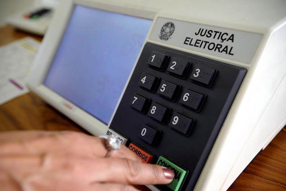 Urna eletrônica