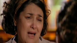 NOVELAS: Maria Adília revela a Guiomar que Candinho é filho de Dionísio NOVELAS: Maria Adília revela a Guiomar que Candinho é filho de Dionísio