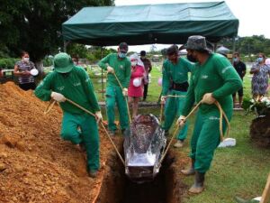 Justiça Federal suspende Enem no Amazonas devido a covid-19 Justiça Federal suspende Enem no Amazonas devido a covid-19