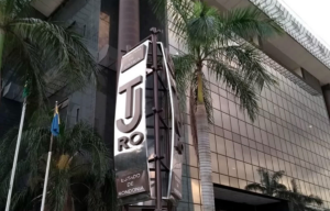 Tribunal de Justiça aprova resolução que institui nova jornada de 7 horas Tribunal de Justiça aprova resolução que institui nova jornada de 7 horas