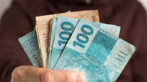Governo edita MP para facilitar crédito a empresas e pessoas físicas Governo edita MP para facilitar crédito a empresas e pessoas físicas
