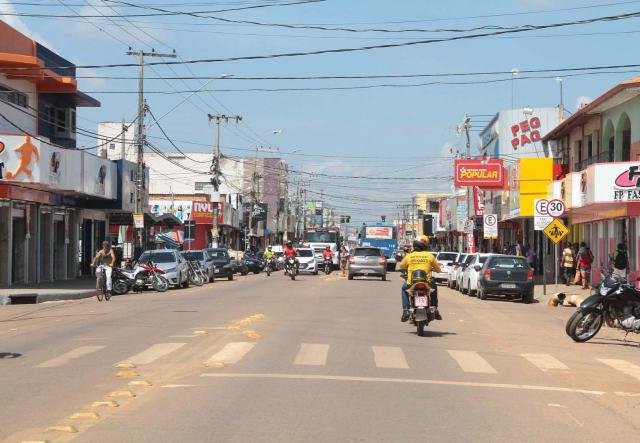 Comércio abre normalmente em Porto Velho e fecha no interior do Estado Comércio abre normalmente em Porto Velho e fecha no interior do Estado
