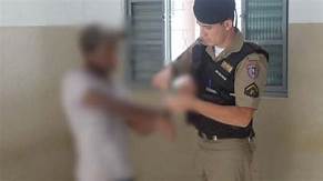 População espanca homem acusado de estupro contra adolescente de 13 anos População espanca homem acusado de estupro contra adolescente de 13 anos