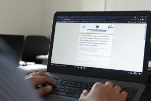 Prefeitura abre pesquisa para oferecer mais cursos gratuitos de EaD Prefeitura abre pesquisa para oferecer mais cursos gratuitos de EaD