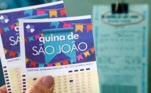 Começam as apostas para a Quina de São João com prêmio recorde Começam as apostas para a Quina de São João com prêmio recorde