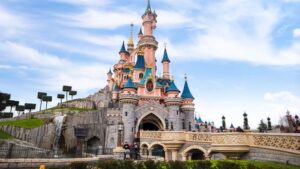 Disney reabre todos os parques temáticos pela primeira vez Disney reabre todos os parques temáticos pela primeira vez