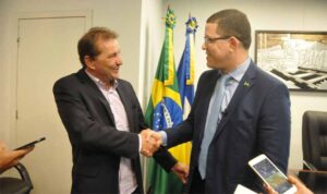 Governo “Roda Presa” de Marcos Rocha troca o freio pelo acelerador Governo “Roda Presa” de Marcos Rocha troca o freio pelo acelerador