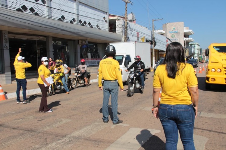 Detran alerta sobre obrigatoriedade do uso de equipamentos de segurança Detran alerta sobre obrigatoriedade do uso de equipamentos de segurança