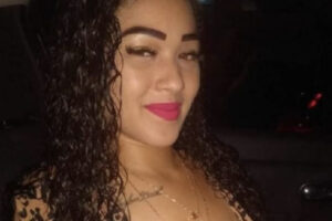 Vingança: motorista mata mulher atropelada após ser assaltado por ela; cenas fortíssimas Vingança: motorista mata mulher atropelada após ser assaltado por ela; cenas fortíssimas