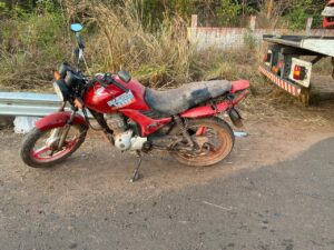 Motociclista fica gravemente ferido em acidente na BR-364 Motociclista fica gravemente ferido em acidente na BR-364