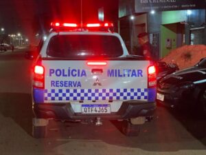 URGENTE – Criminosos tentam executar homem que saiu do presídio, mas mãe do alvo é baleada URGENTE – Criminosos tentam executar homem que saiu do presídio, mas mãe do alvo é baleada