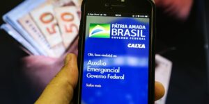 Nascidos em outubro já podem sacar 5ª parcela do auxílio emergencial Nascidos em outubro já podem sacar 5ª parcela do auxílio emergencial