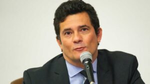 Moro promete nova política para relação com a Câmara Moro promete nova política para relação com a Câmara