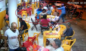 Homem é morto a tiros em bar de Ji-Paraná Homem é morto a tiros em bar de Ji-Paraná